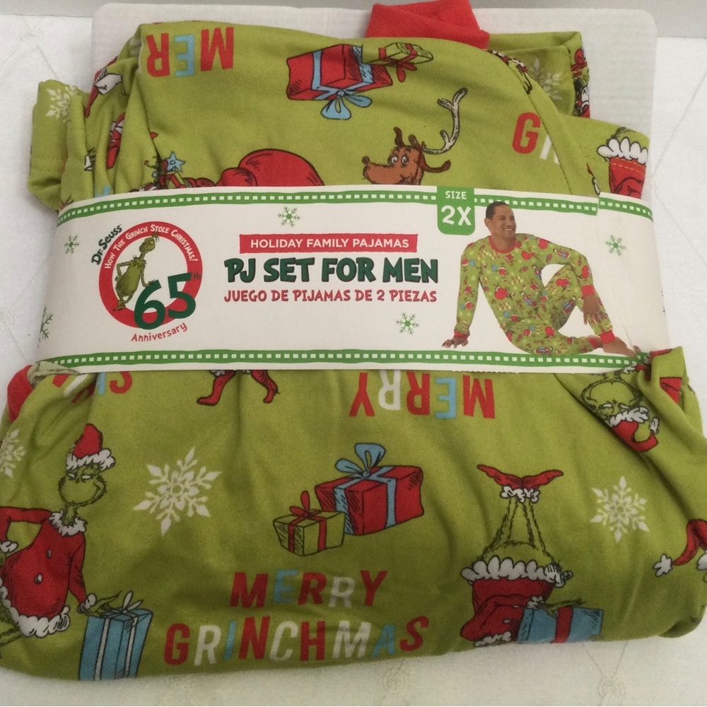 Dr Seuss/Grinch pajama set for men. 2X. New